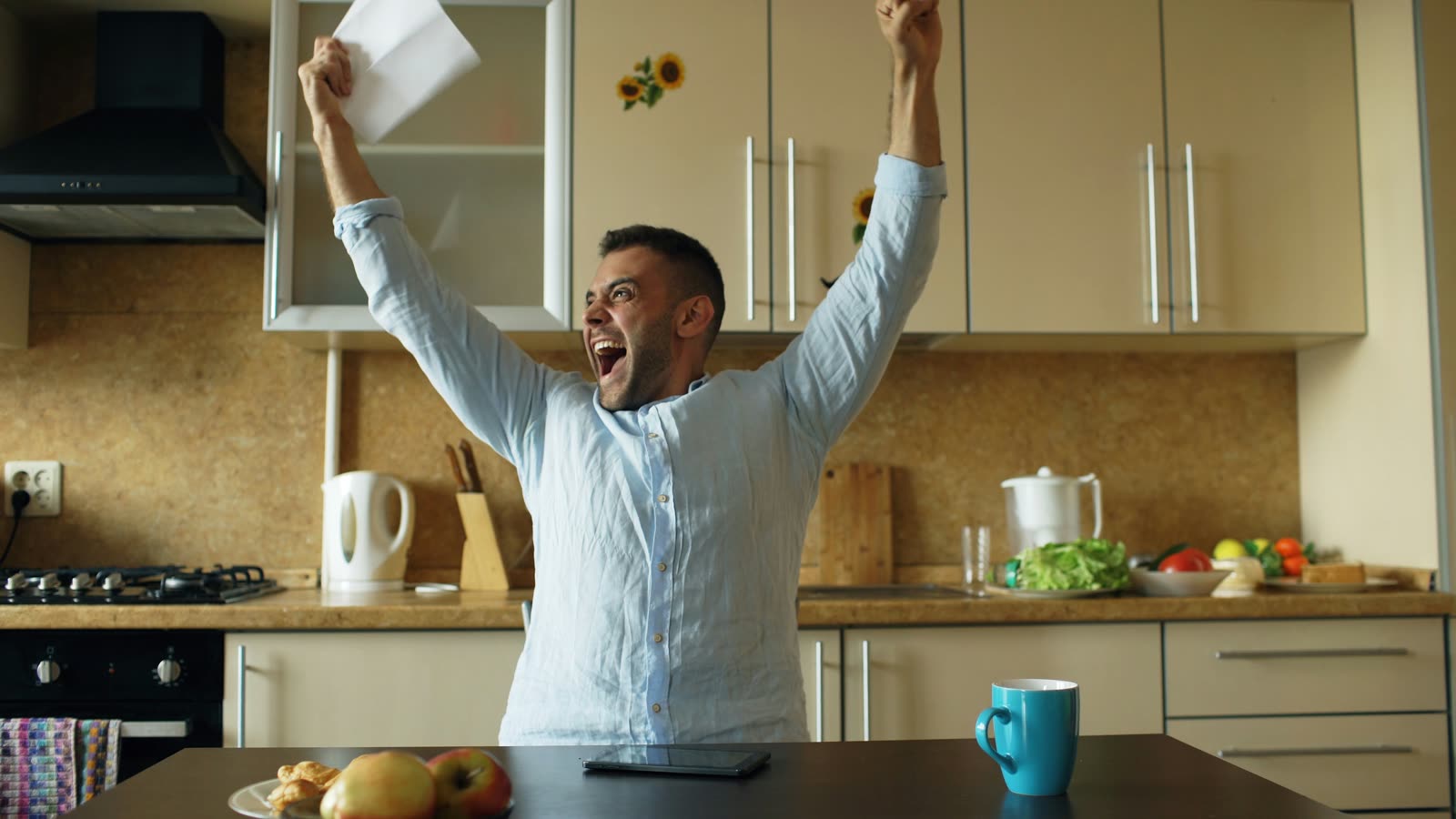 Should You Accept the First Offer on Your White Lake Home?
